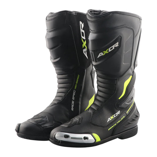 Axor Racer Tec Riding Boots – Black motorcycle boots with reinforced toe, ankle protection, and a sporty design, ideal for riders seeking safety and style.
motorizzr